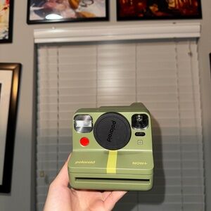 Polaroid Now+ Gen 2 Forest green Instant Camera